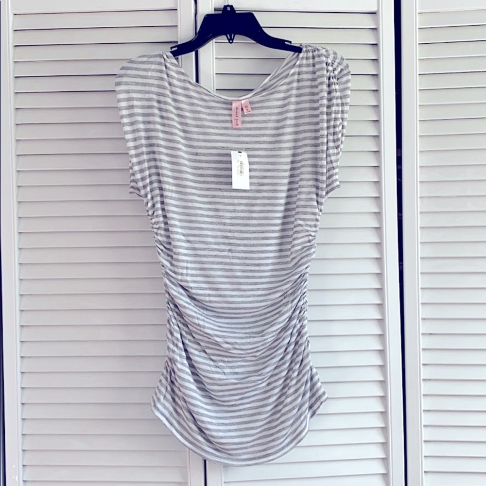 SWEET PEA Ruched Top *sold on M*